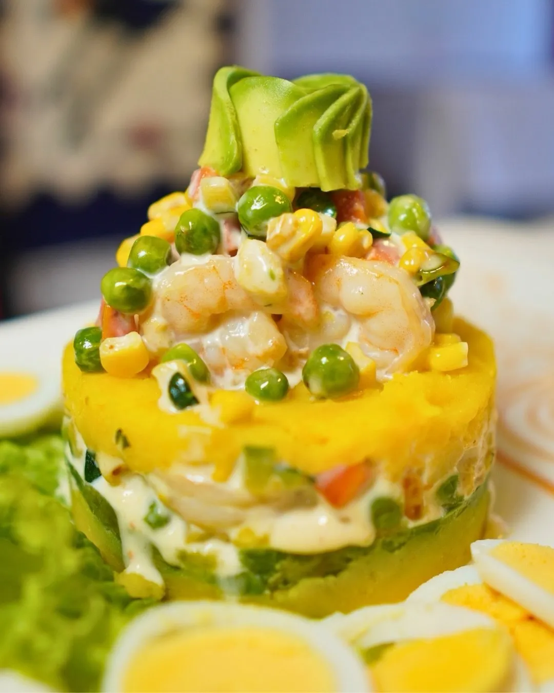 Causa de camarones